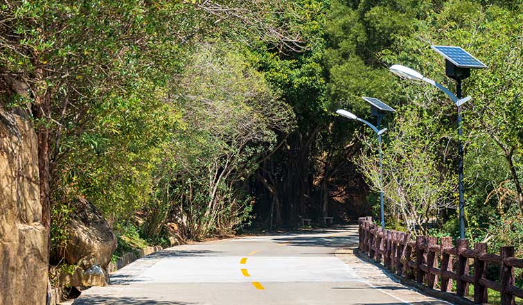 太阳能路灯厂家应该注意什么