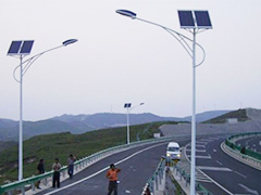 太阳能led照明庭院灯_太阳能路灯生产厂家